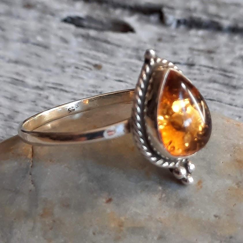 Amber - Fire Drop 925 Silver Ring