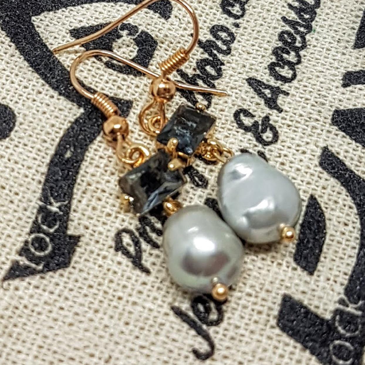 Handmade Pearl Rose Gold Earrings Grey Crystal