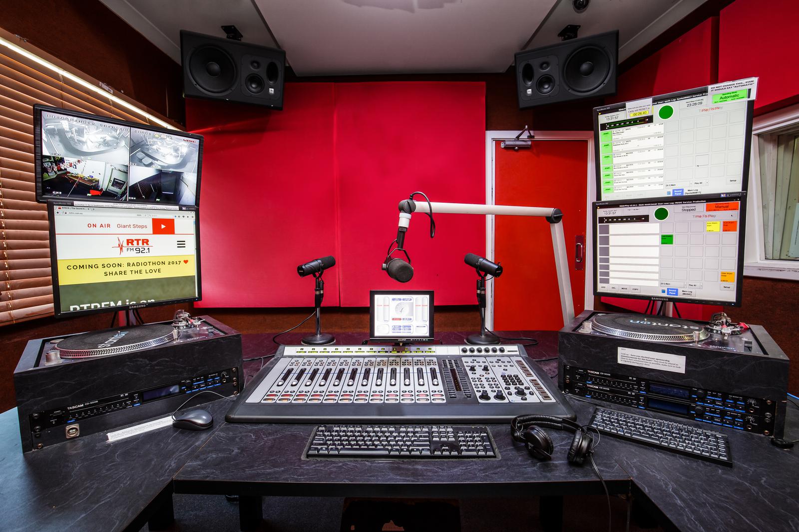 RTRFM 1