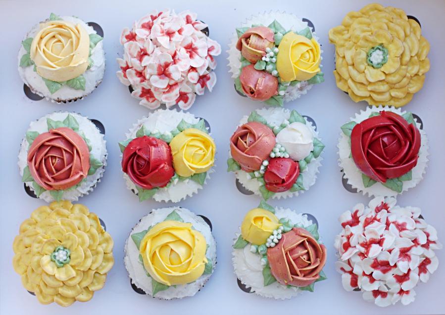 3D buttercream cupcakes