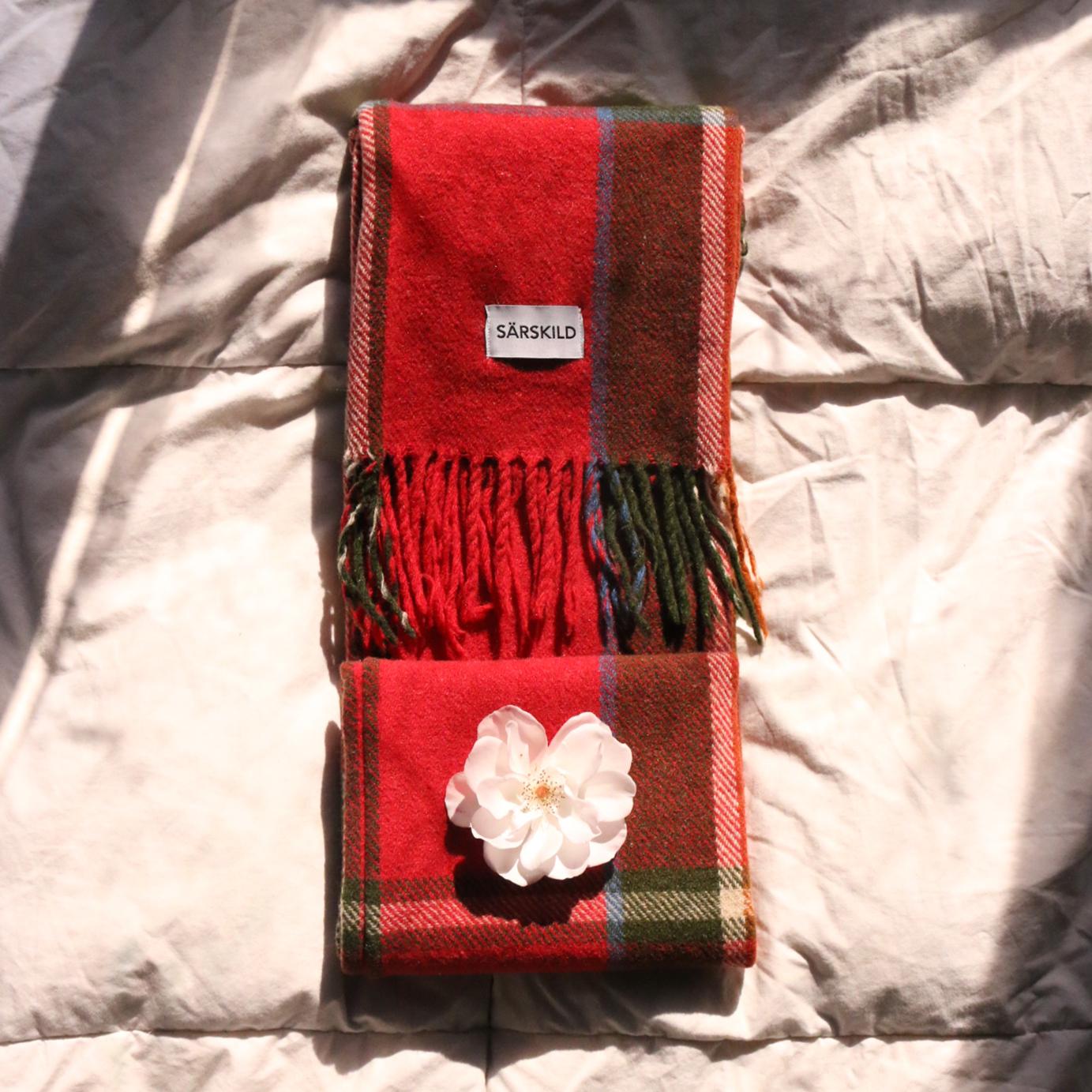 Recycled Wool to Scarfs