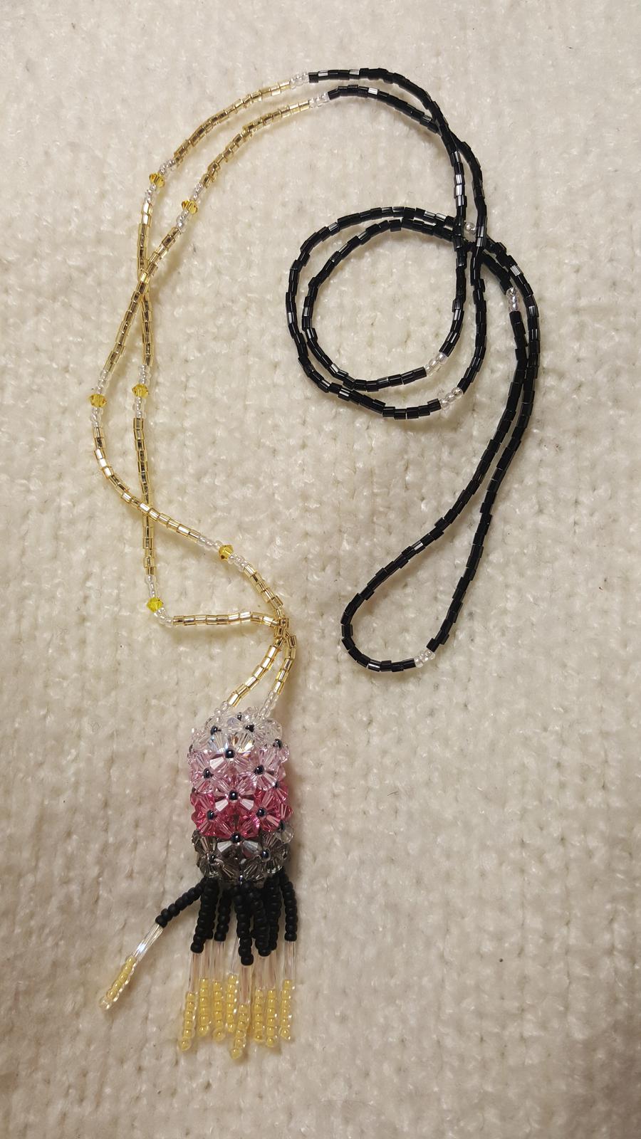 pineapple necklace
