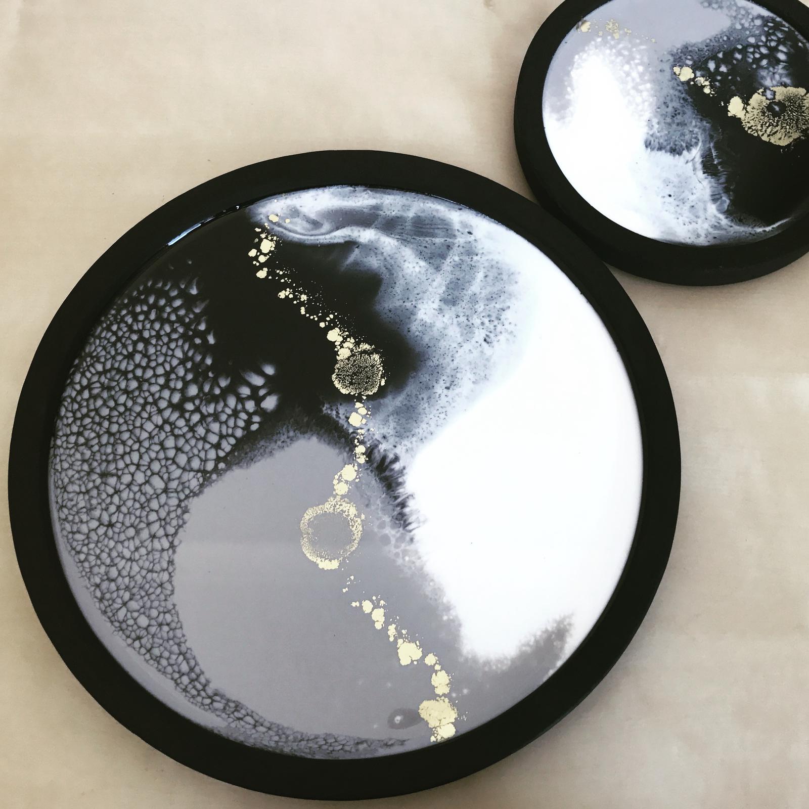 Resin tray, concrete tray