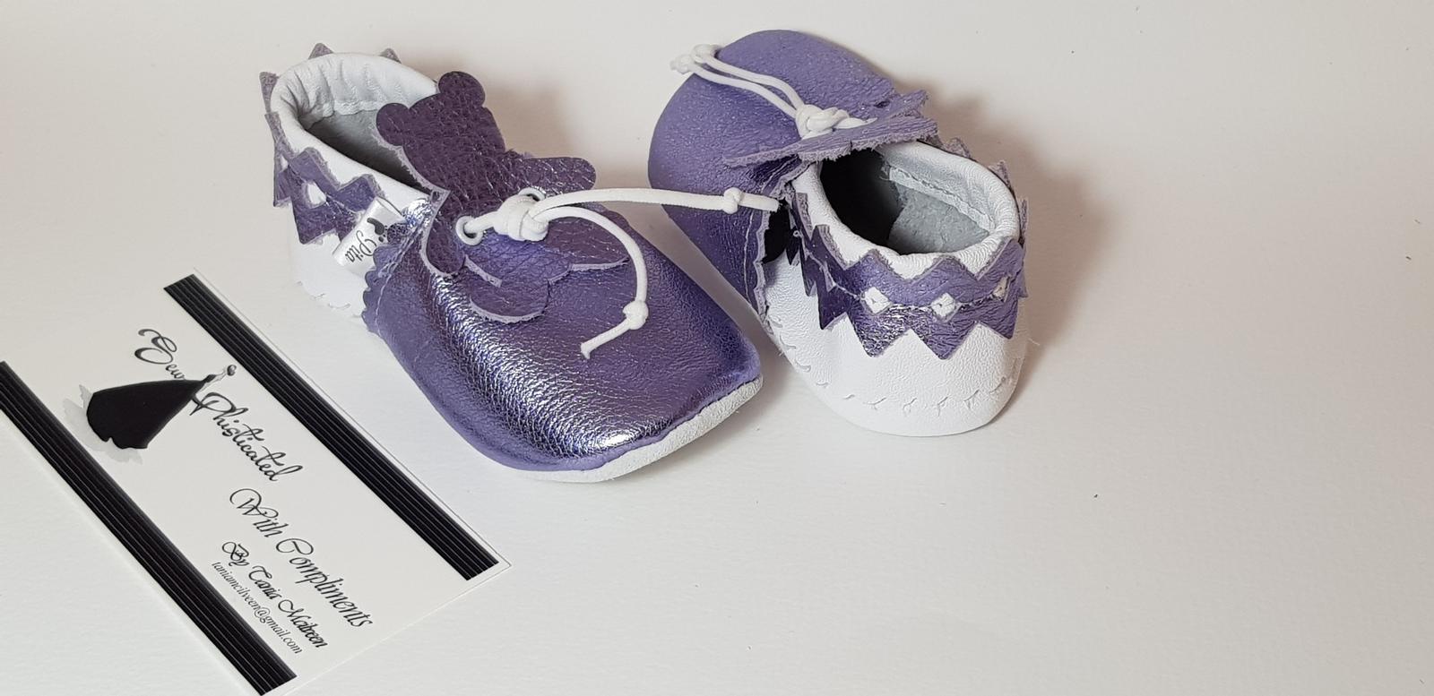 Pita moccasins. Leather Soft sole baby shoes.