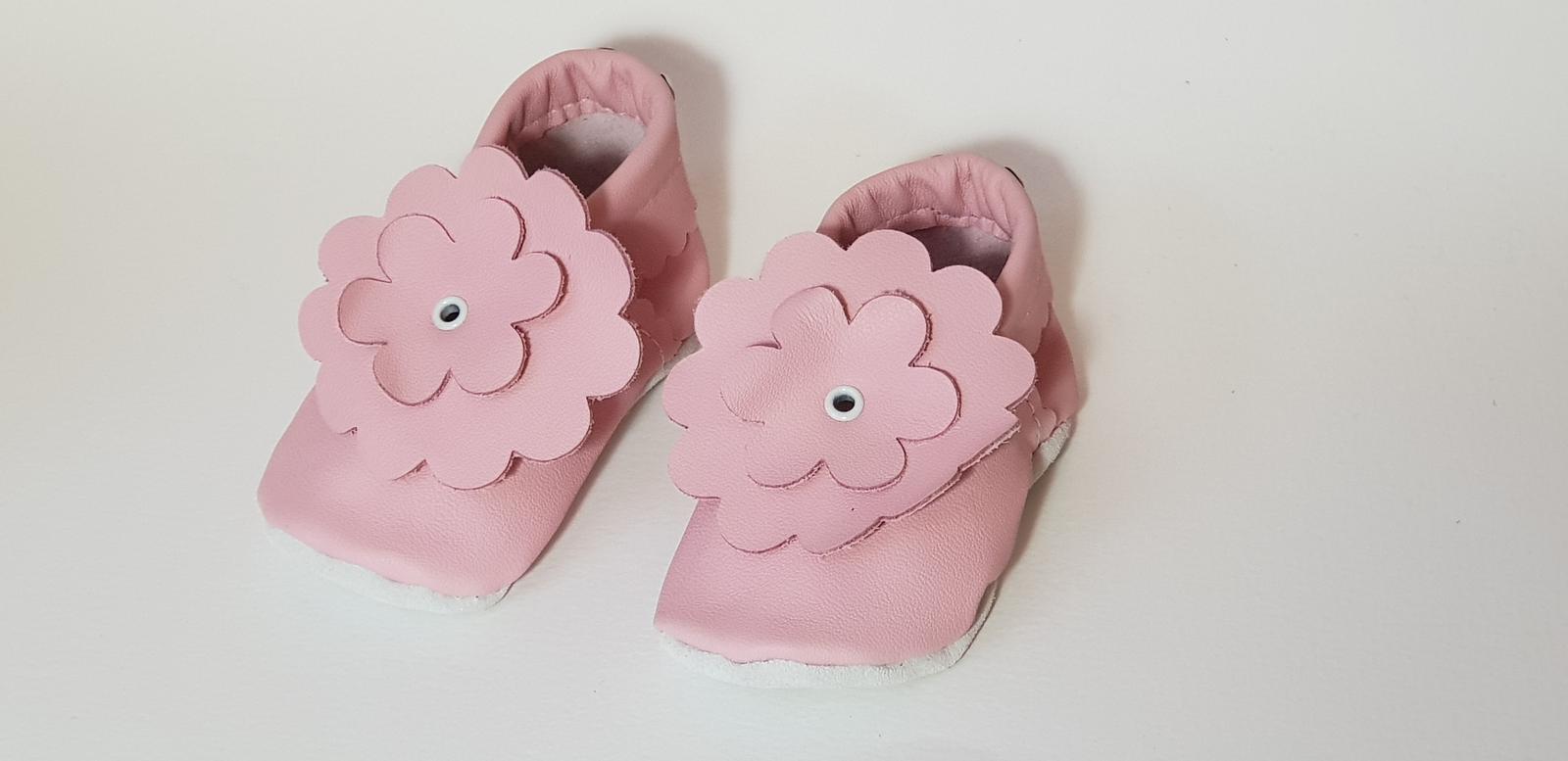 Pita moccasins. Leather Soft sole baby shoes.