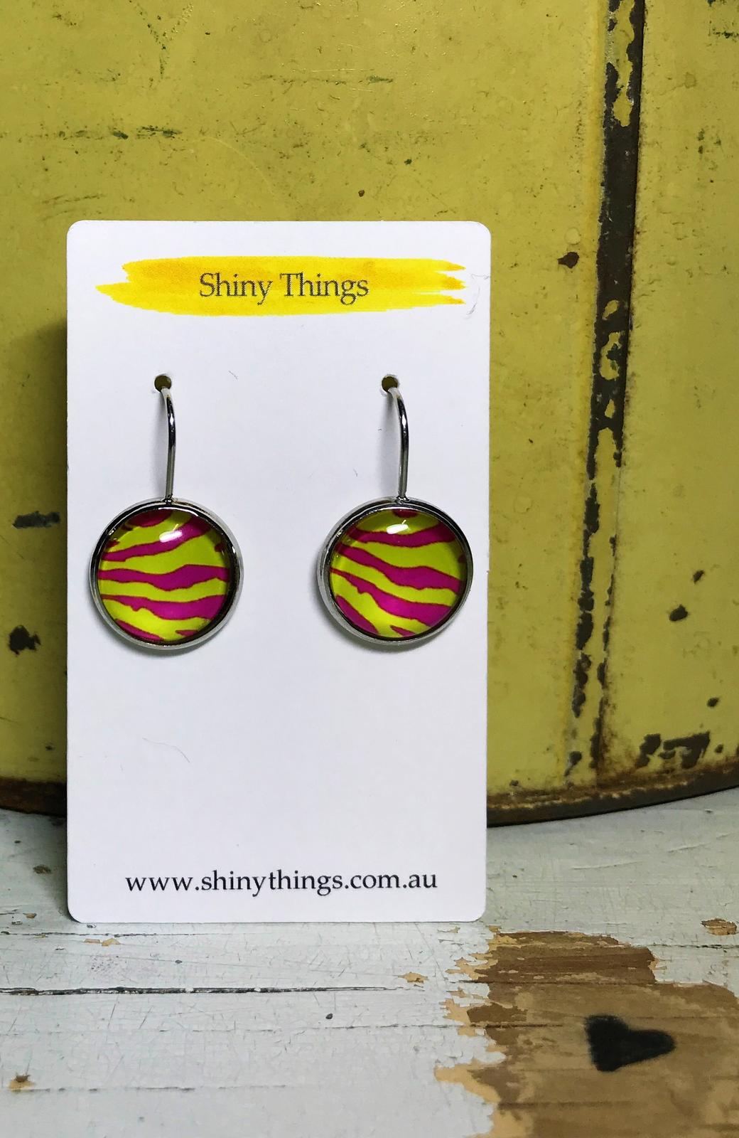Animal print hook earrnigs