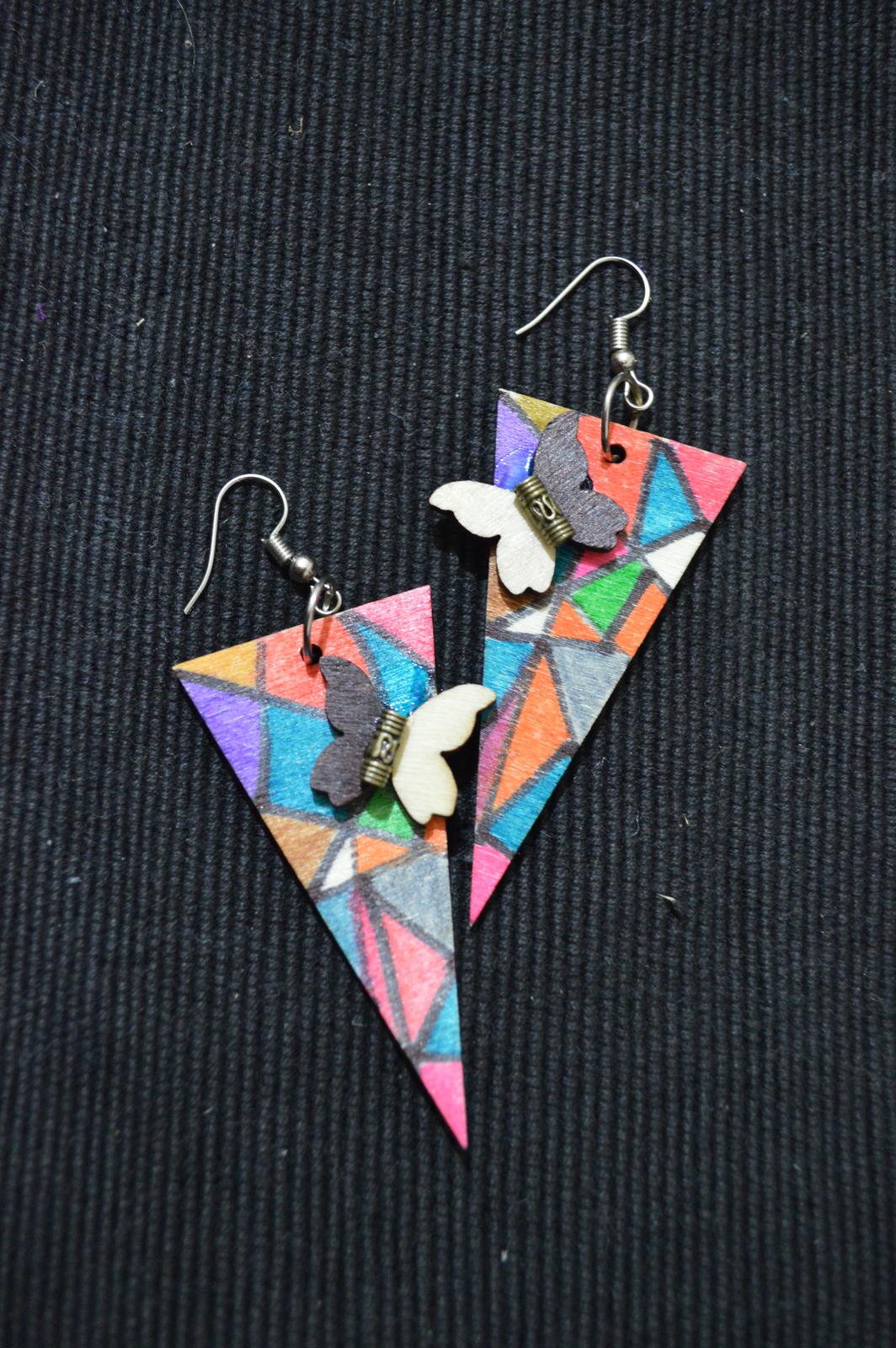 fly with these earrings!