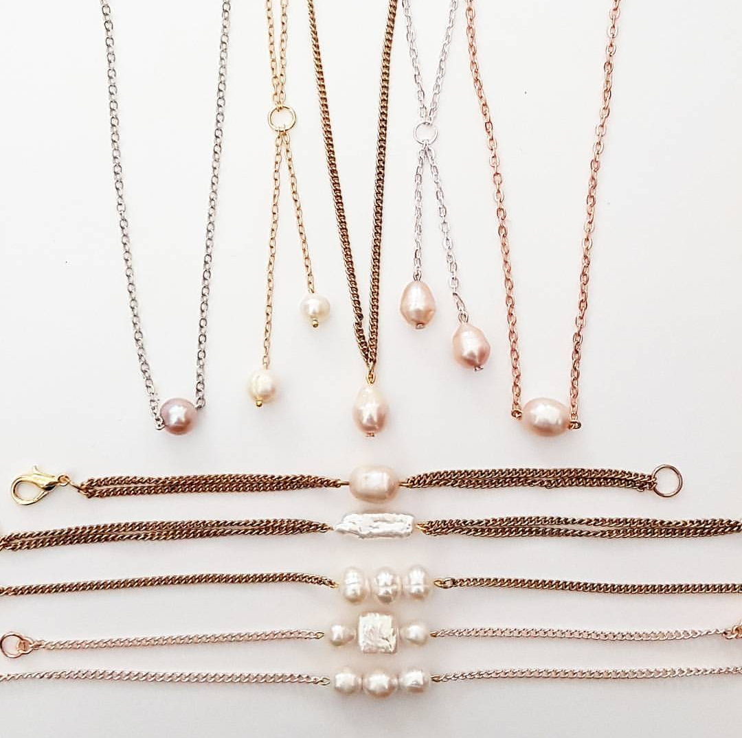 Freshwater cultured pearl jewellery