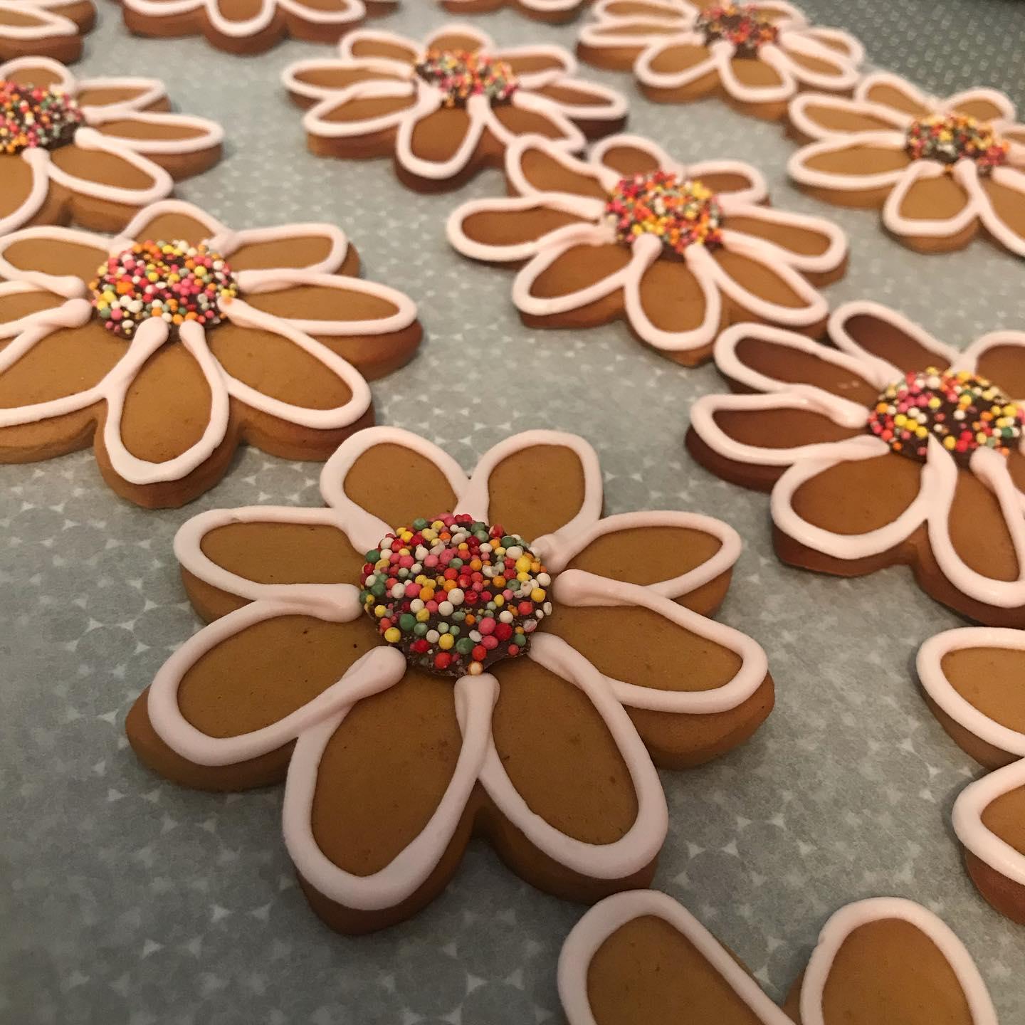 Gingerbread Flowers