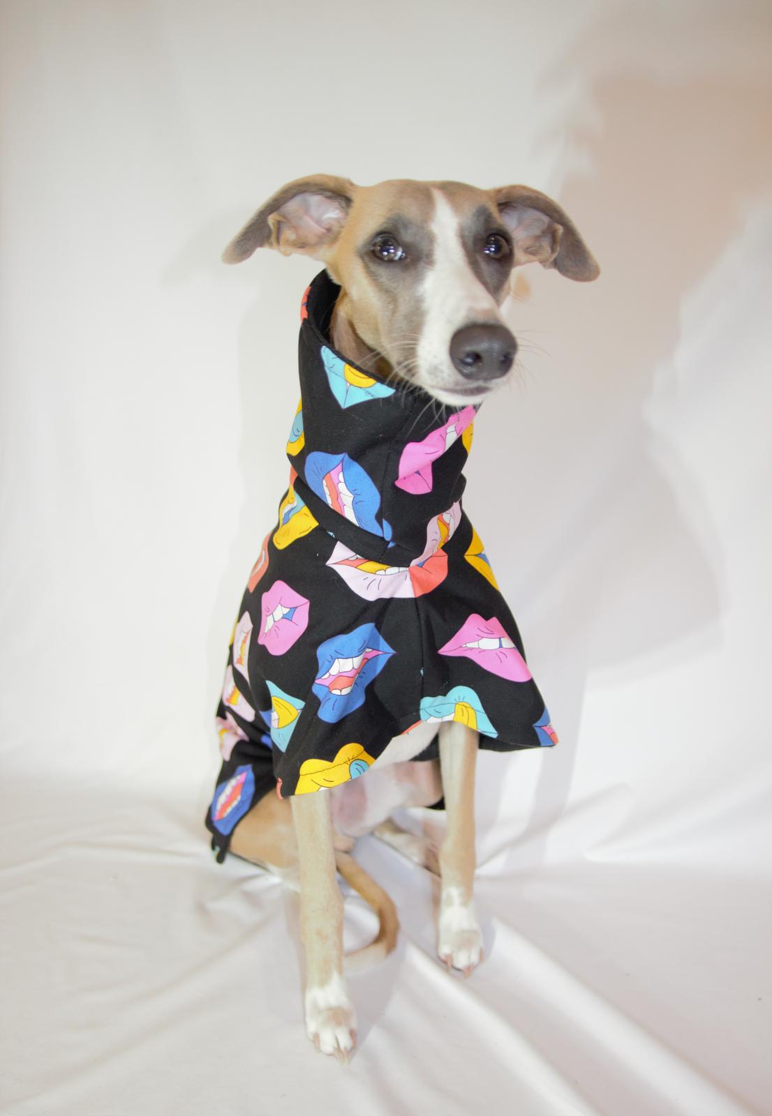 Dog Coat kiss