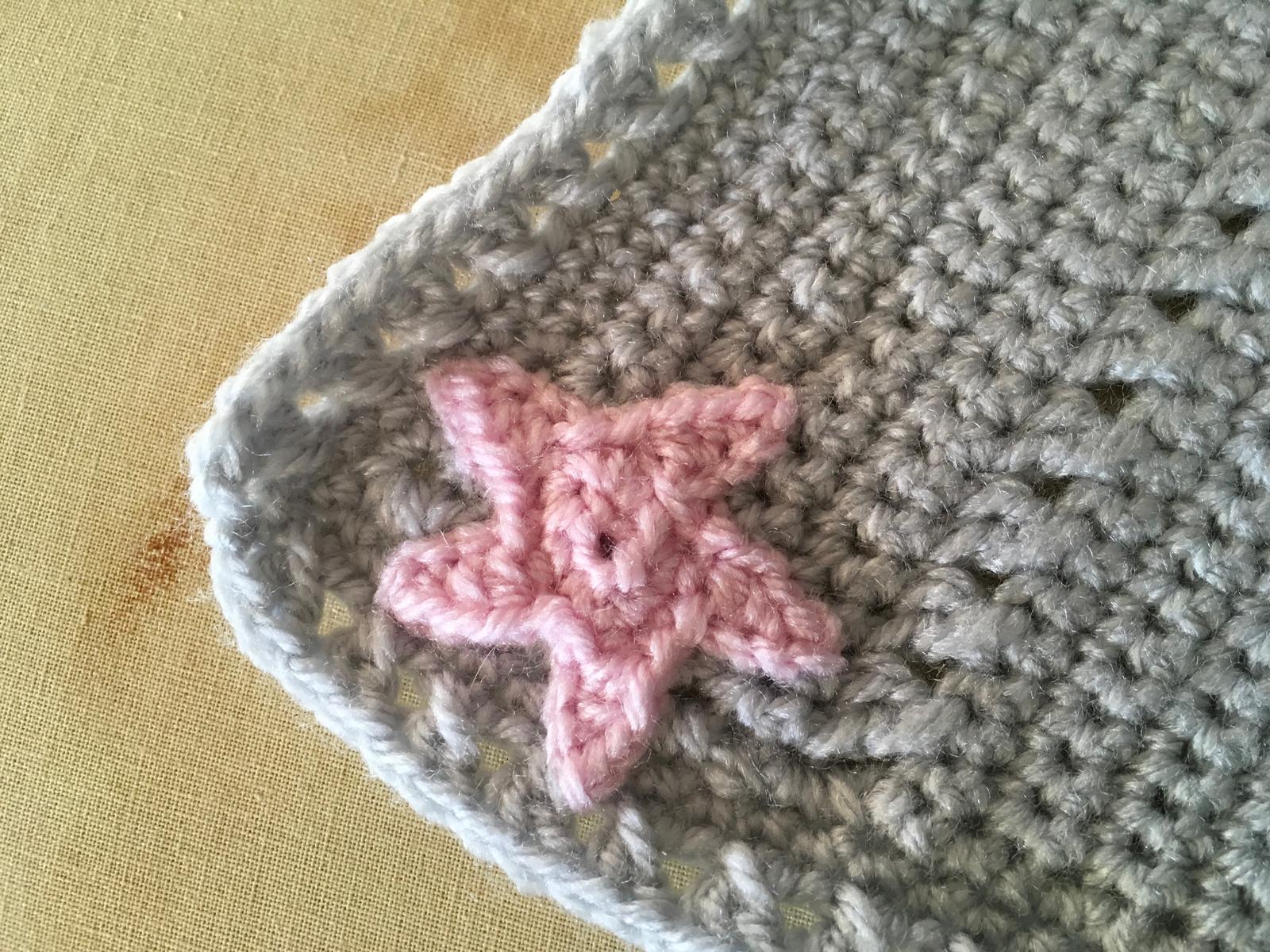 Bassinet Blanket Star (can be any colour)