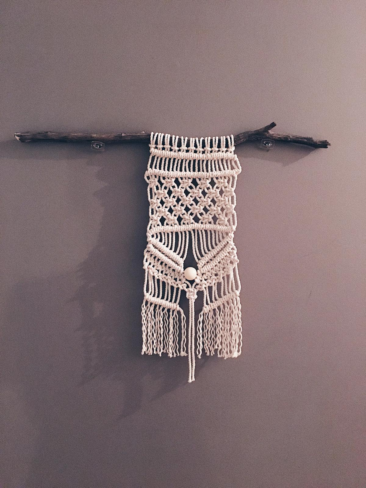 Macrame wall hanging