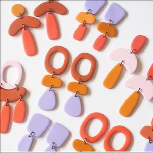 The Hinode Hues