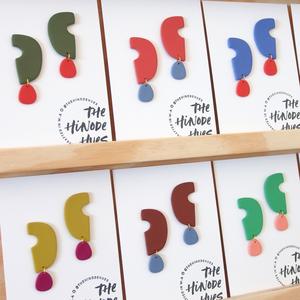 The Hinode Hues