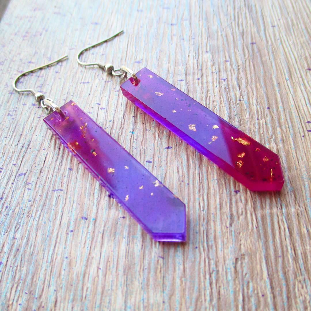 Eco resin arrow earrings
