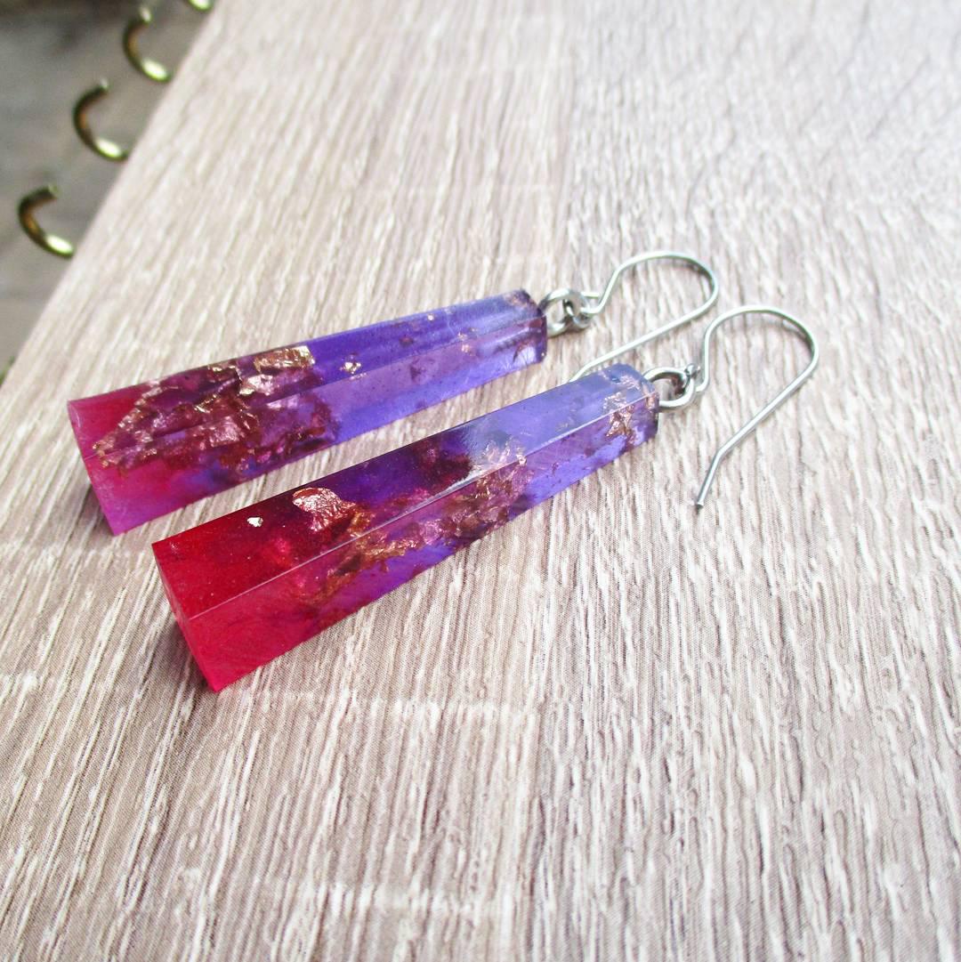 Resin drop earrings