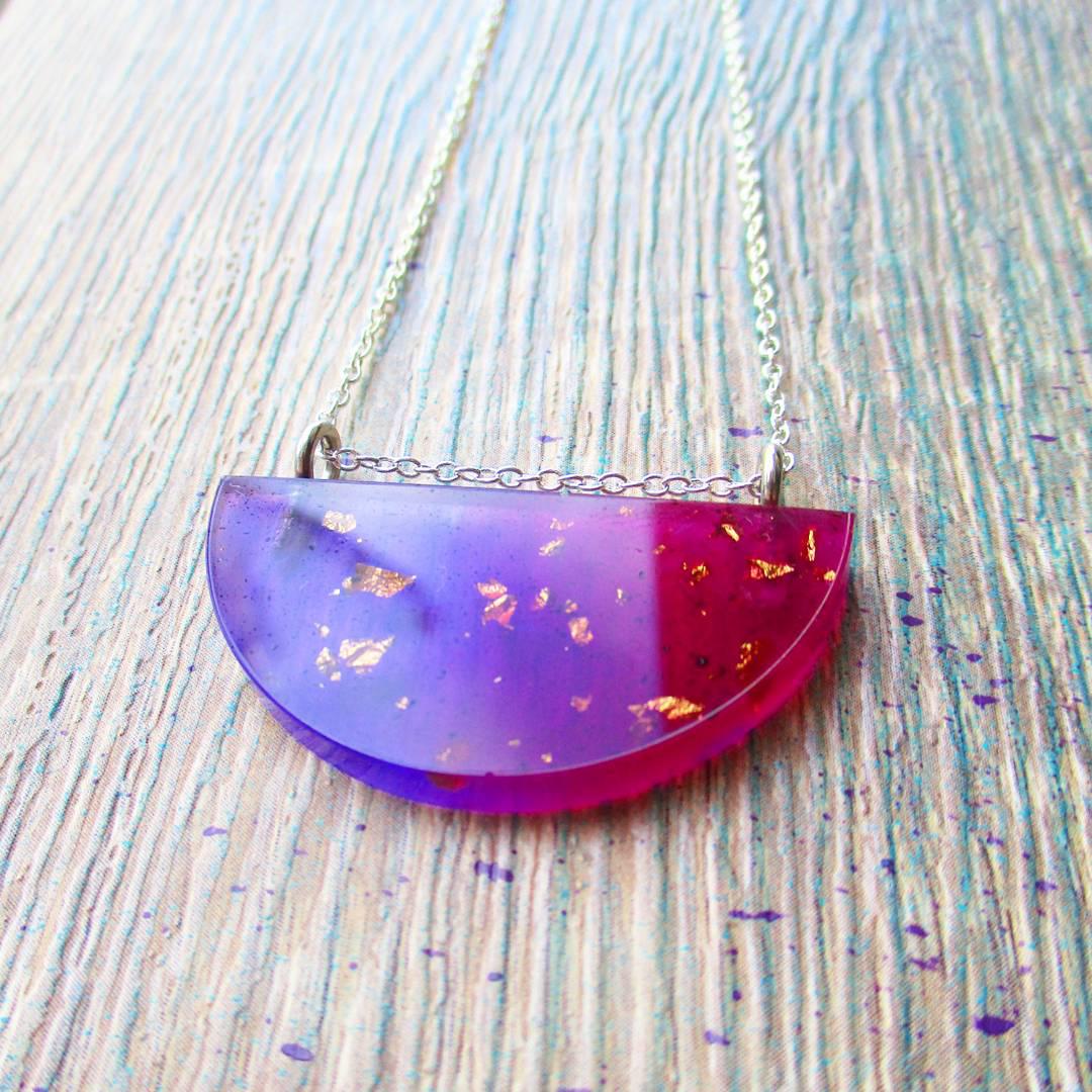 Eco resin crescent