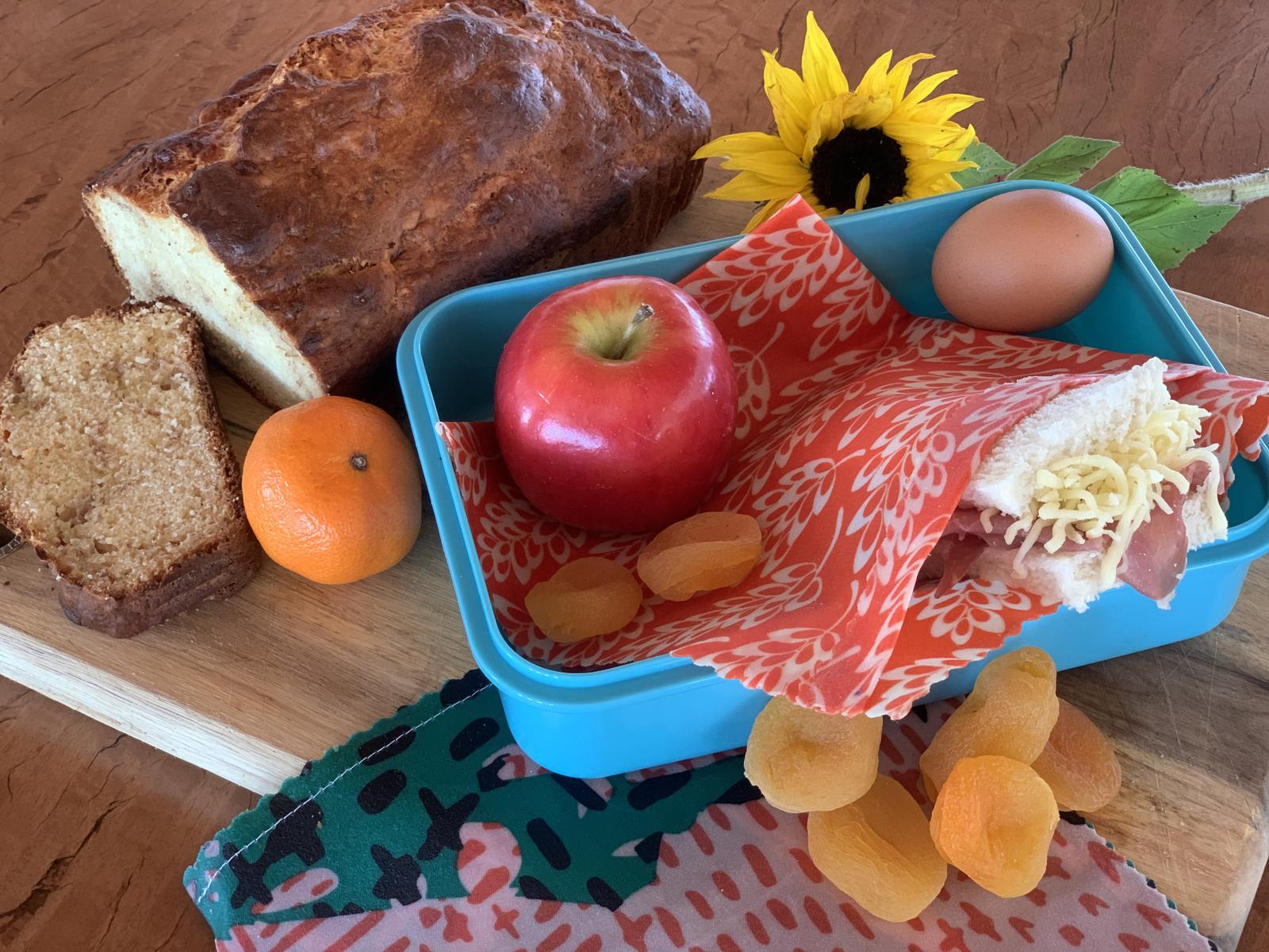Summer picnic and School lunches are easy with Waxiwraps