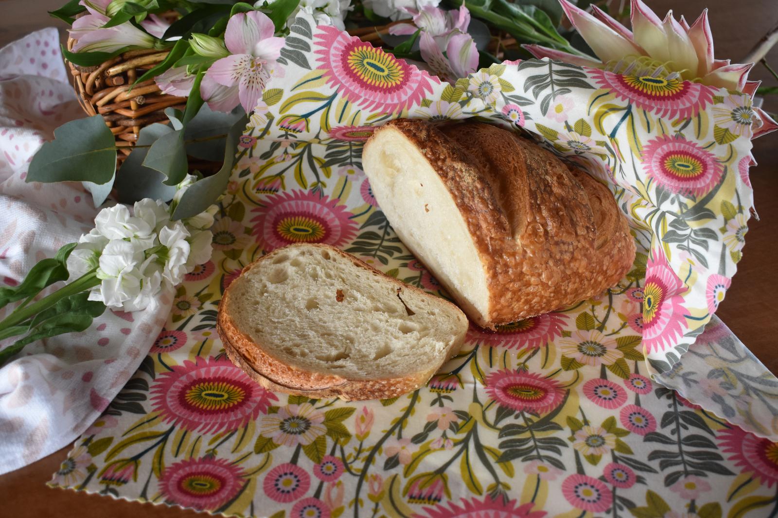 Great for storing bread