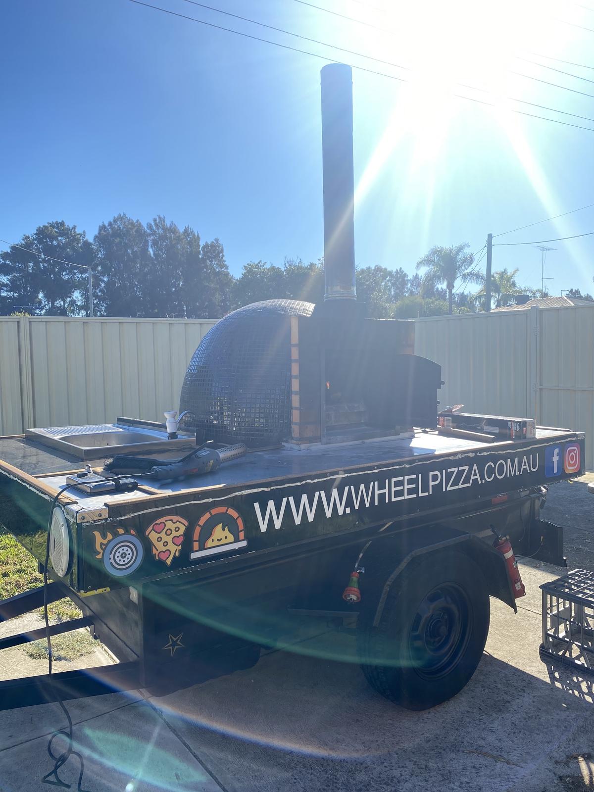 Wheel Pizza Oven