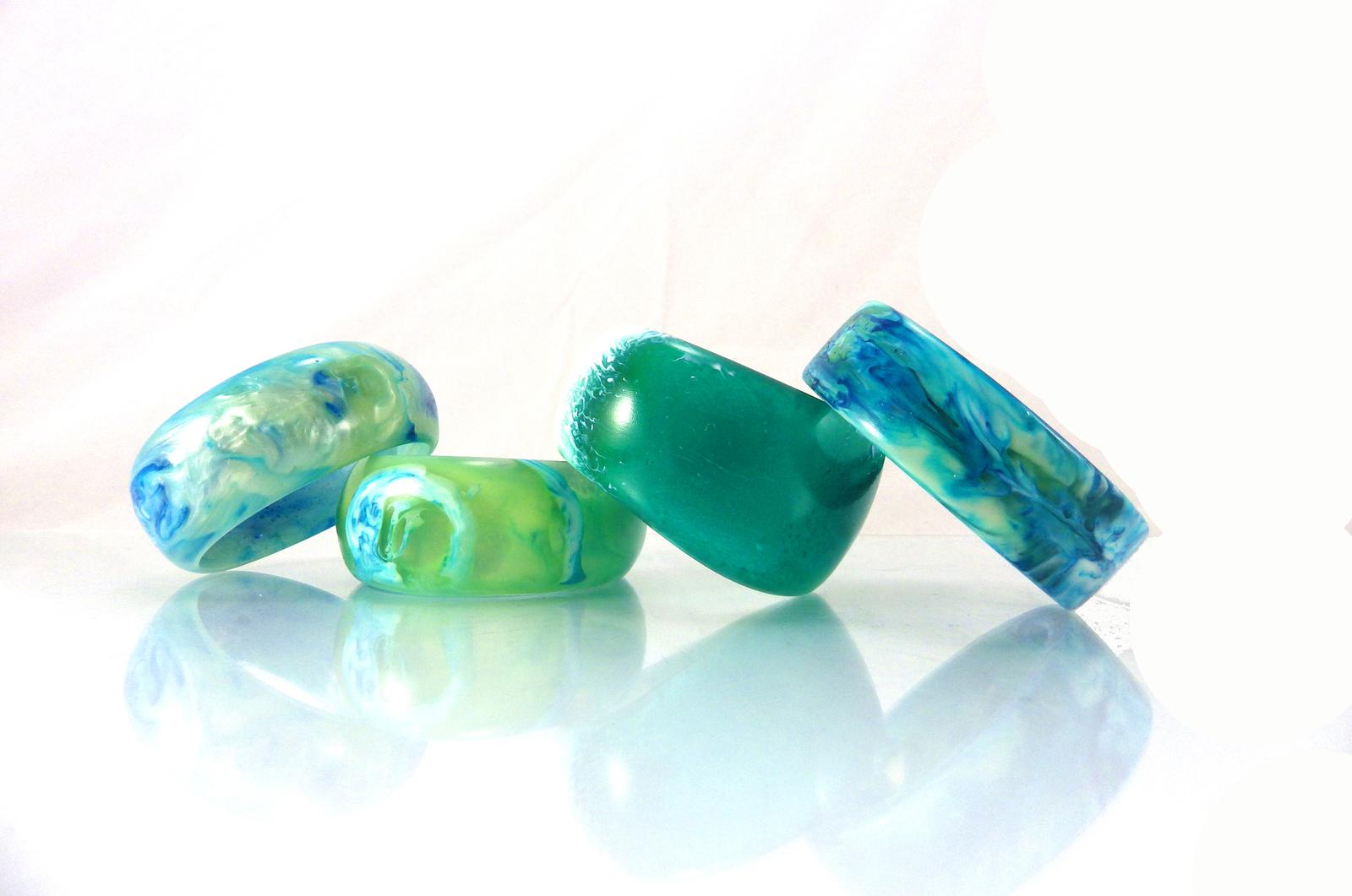Bangles