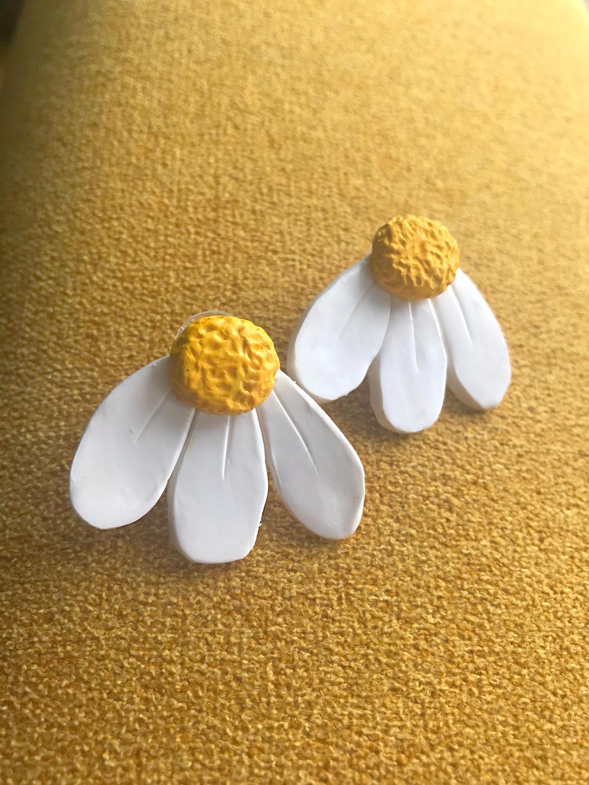 Daisy_Earrings_Prototype